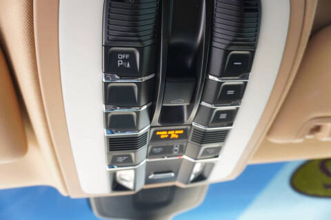 2012 Porsche Panamera