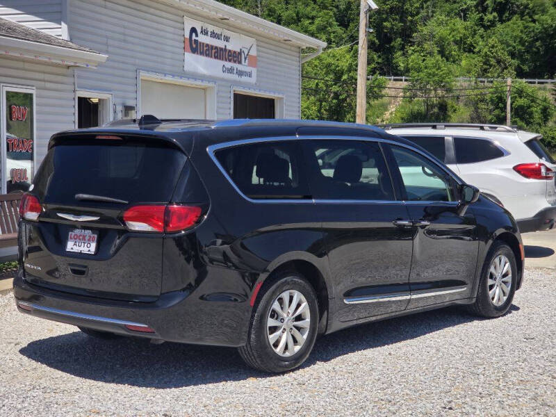 2019 Chrysler Pacifica Touring L