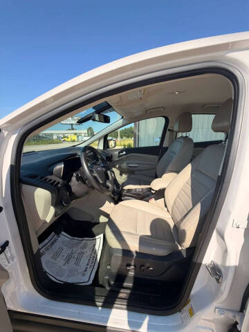 2017 Ford C-MAX Energi Titanium