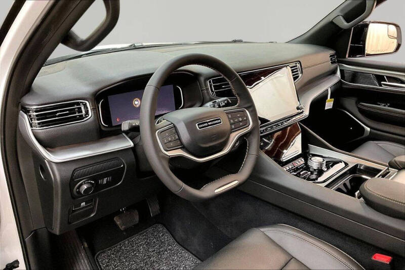 2026 Jeep Grand Wagoneer