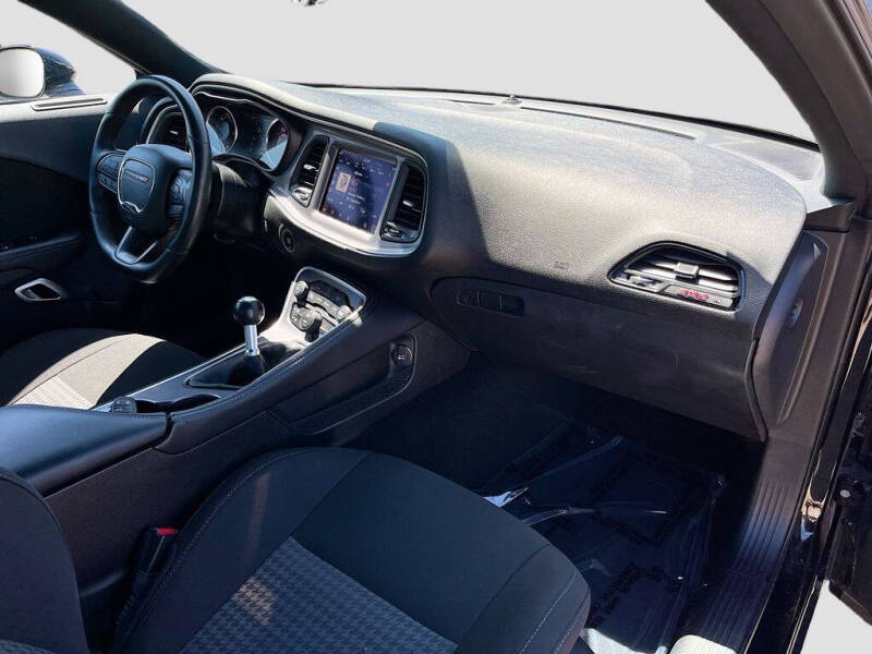2022 Dodge Challenger