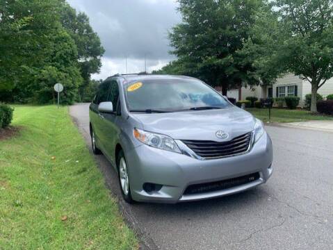 2012 Toyota Sienna for sale at Road Rive in Charlotte NC