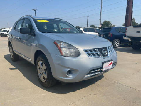 2015 Nissan Rogue Select for sale at AP Auto Brokers in Longmont CO