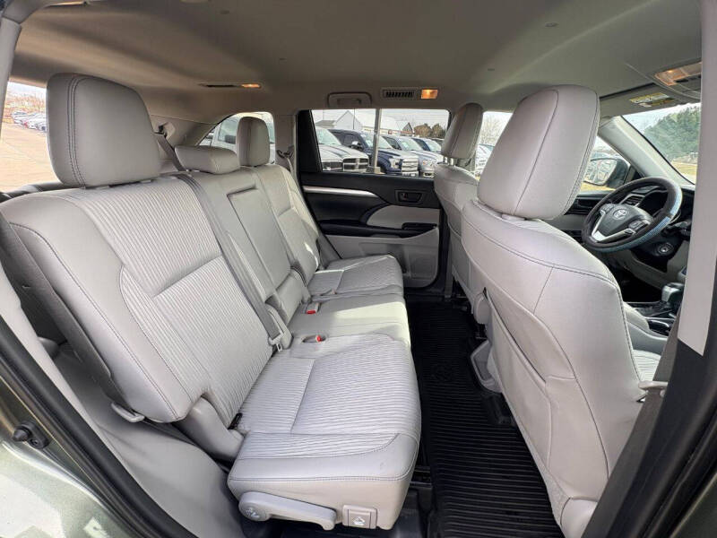 2019 Toyota Highlander LE Plus