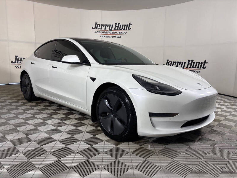 2021 Tesla Model 3 Standard Range Plus