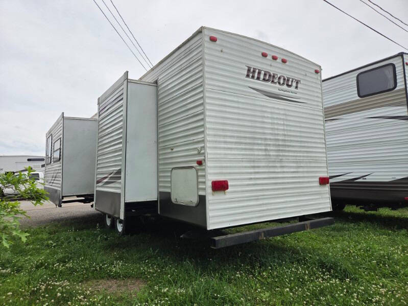 2011 Keystone RV Hideout 33' Park Model Delivery Available