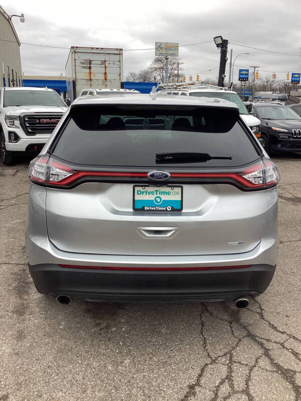 2017 Ford Edge SE photo 10