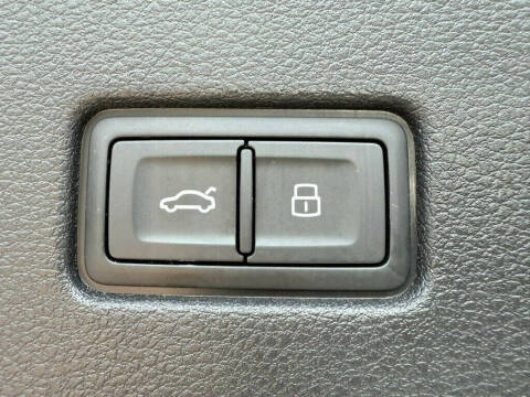 2021 Audi Q8 quattro Premium Plus 55 TFSI