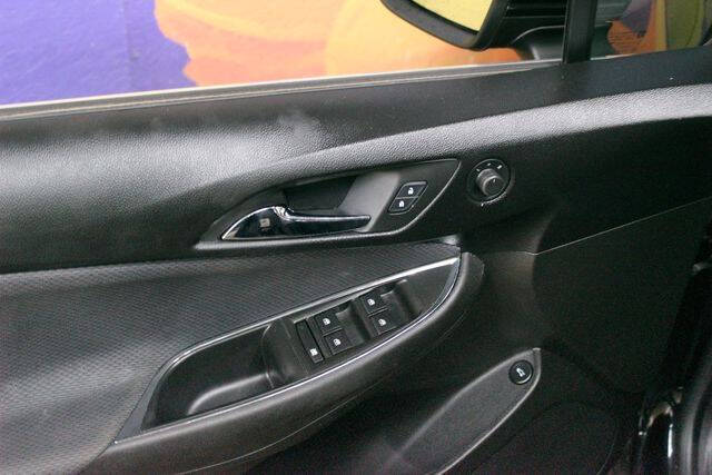 2018 Chevrolet Cruze LT Auto