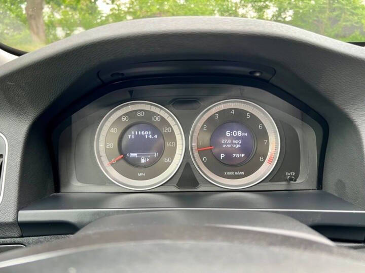 2013 Volvo S60 T5 Premier Plus