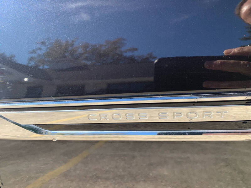 2023 Volkswagen Atlas Cross Sport SE