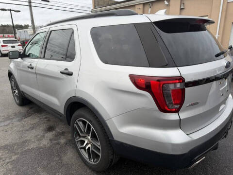 2017 Ford Explorer Sport