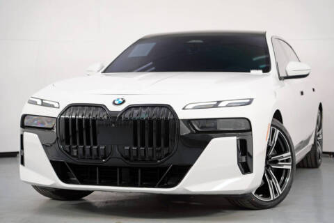 2023 BMW 7 Series 740i