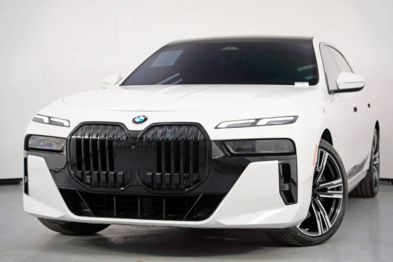 2023 BMW 7 Series 740i