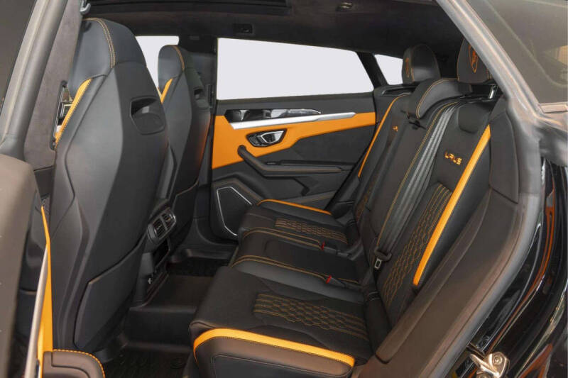 2024 Lamborghini Urus S