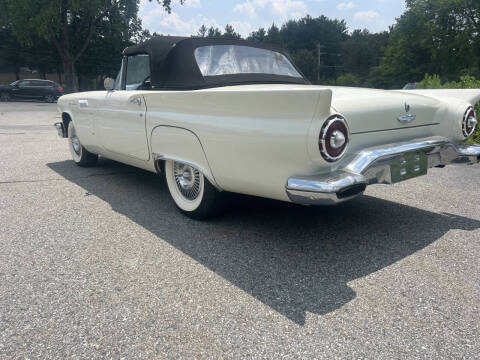 1957 Ford Thunderbird
