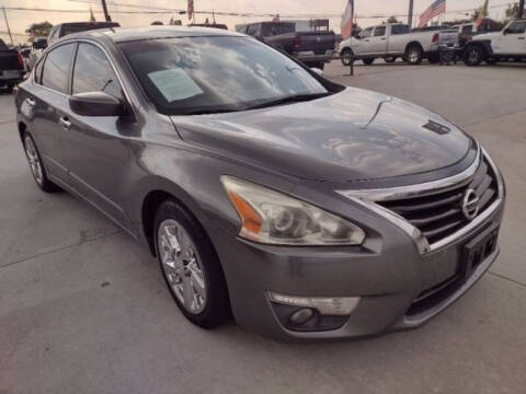 2015 Nissan Altima for sale at JAVY AUTO SALES in Houston TX