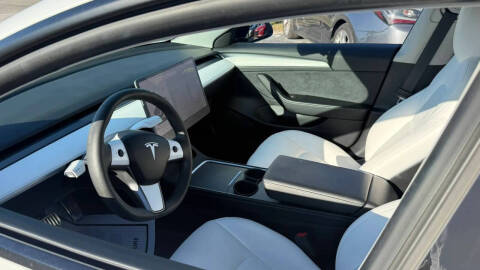 2021 Tesla Model 3 Standard Range Plus