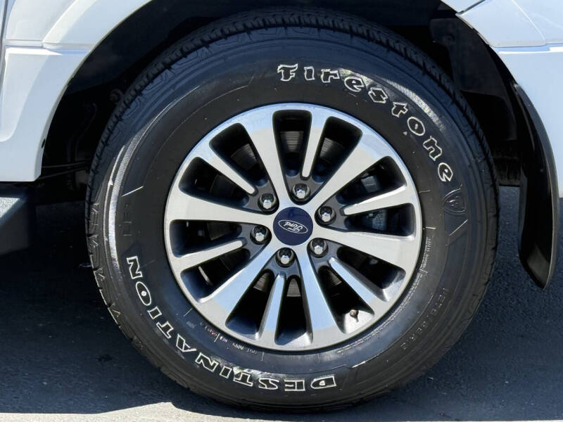 2017 Ford Expedition EL XLT