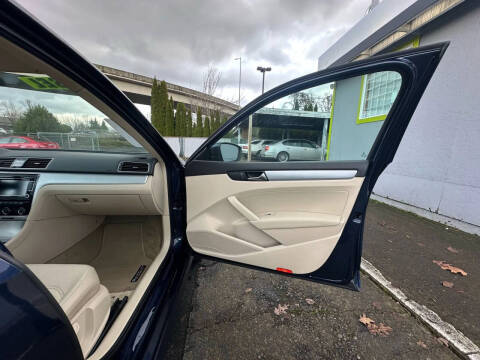 2013 Volkswagen Passat