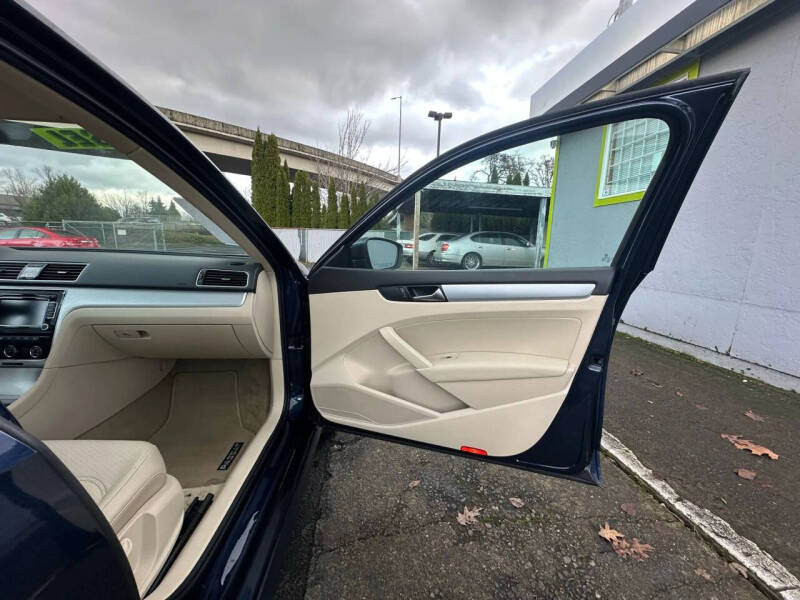 2013 Volkswagen Passat