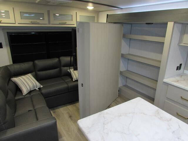 2024 Forest River T322 VIEW