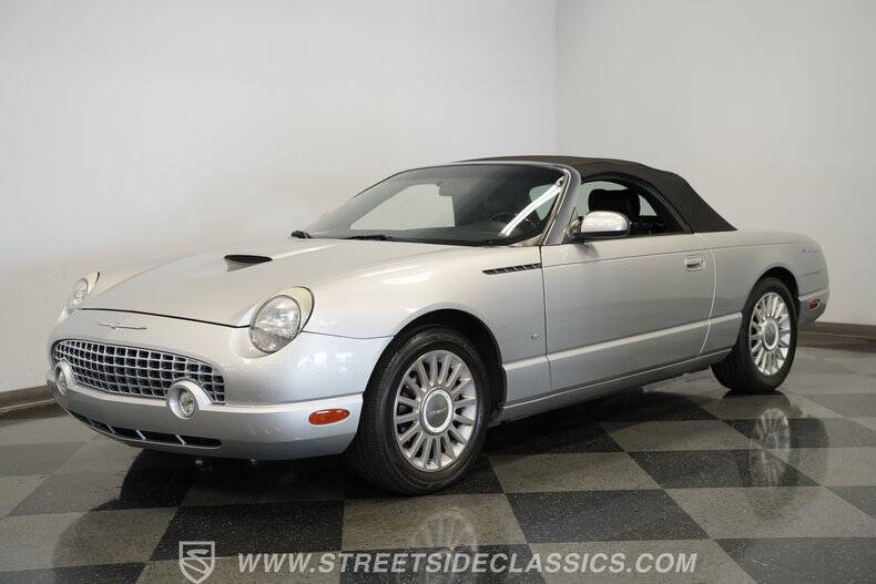 2004 Ford Thunderbird Deluxe