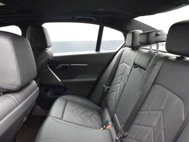 2025 BMW 5 Series 540i xDrive