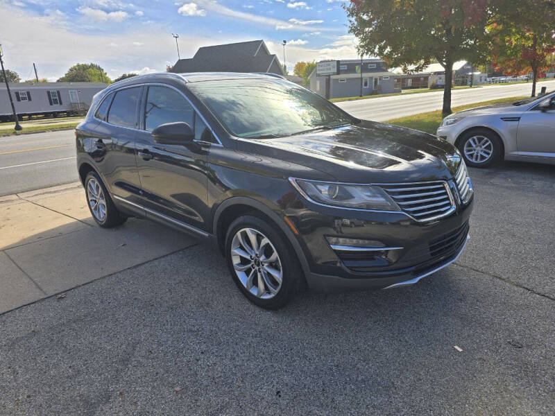 2017 Lincoln MKC Select photo 2