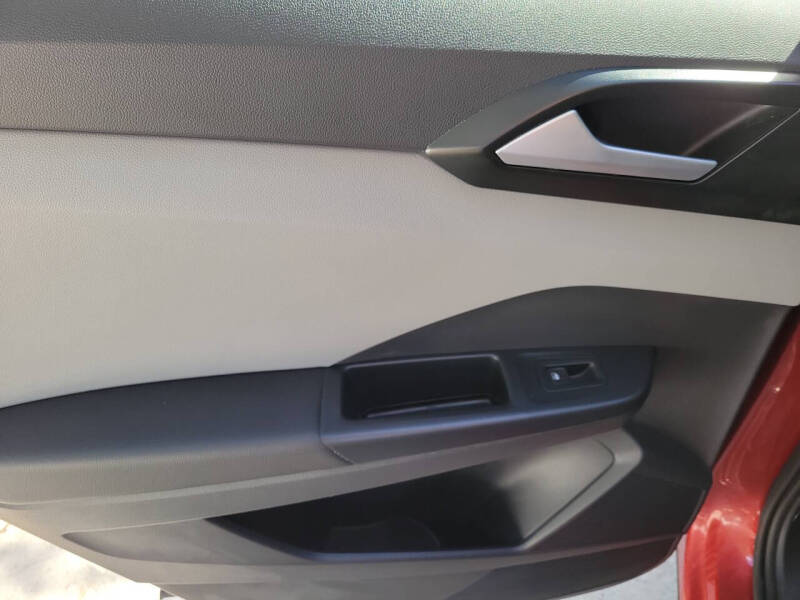 2022 Volkswagen Taos SE