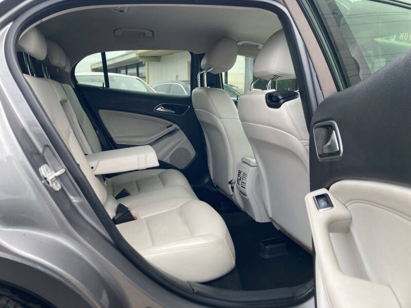 2016 Mercedes-Benz GLA GLA 250