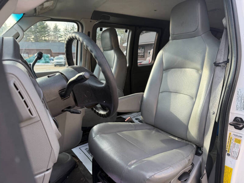 2009 Ford E-Series E-250