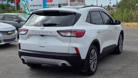 2021 Ford Escape SEL