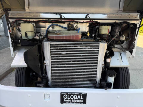 2005 Freightliner MT45 Chassis