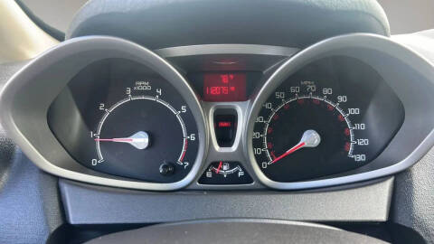2012 Ford Fiesta SES