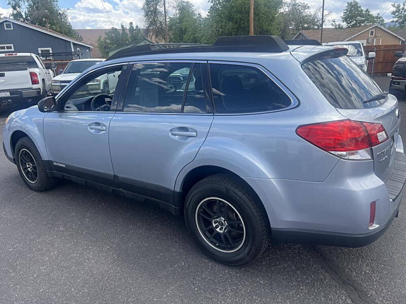 2013 Subaru Outback 2.5i
