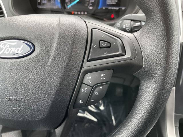 2024 Ford Edge SE