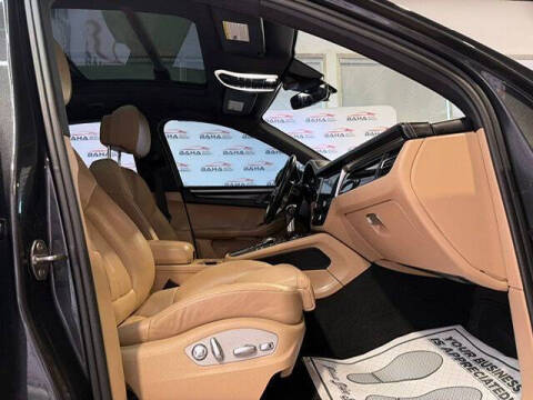 2020 Porsche Macan