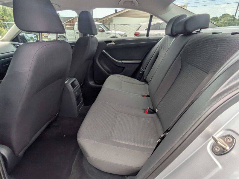 2016 Volkswagen Jetta