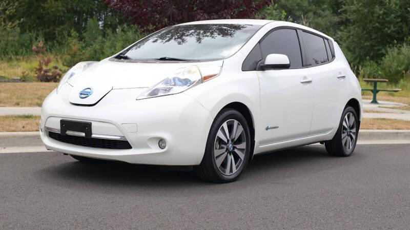 2011 Nissan LEAF SV