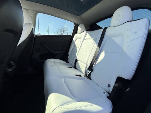 2024 Tesla Model Y Performance