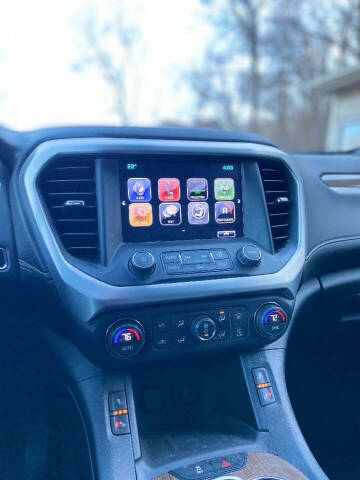 2017 GMC Acadia SLE-2