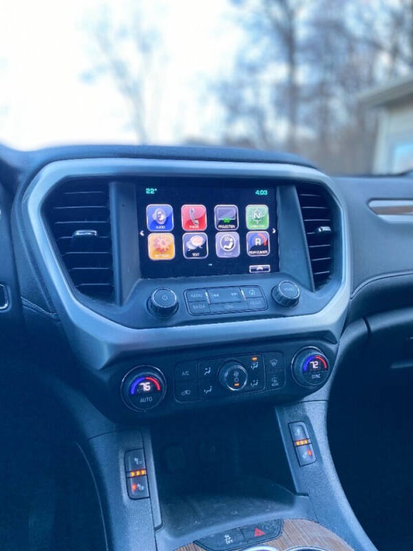 2017 GMC Acadia SLE-2