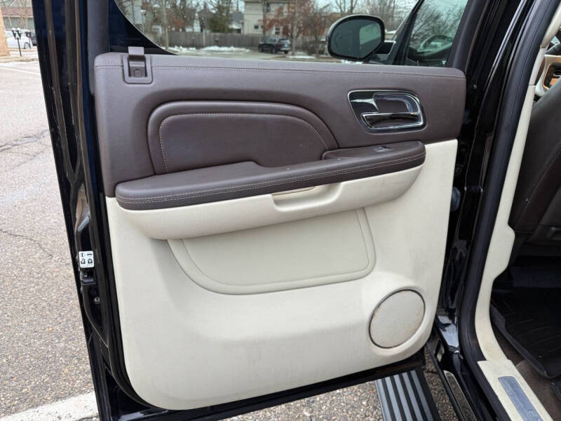 2014 Cadillac Escalade ESV Platinum