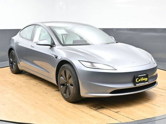 2025 Tesla Model 3 Long Range