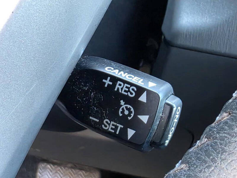 2013 Toyota Prius v