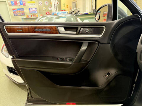 2012 Volkswagen Touareg