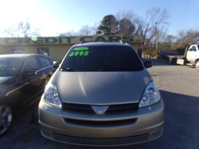 2005 Toyota Sienna LE