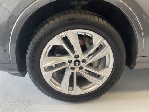 2023 Audi Q7 quattro Premium Plus 55 TFSI