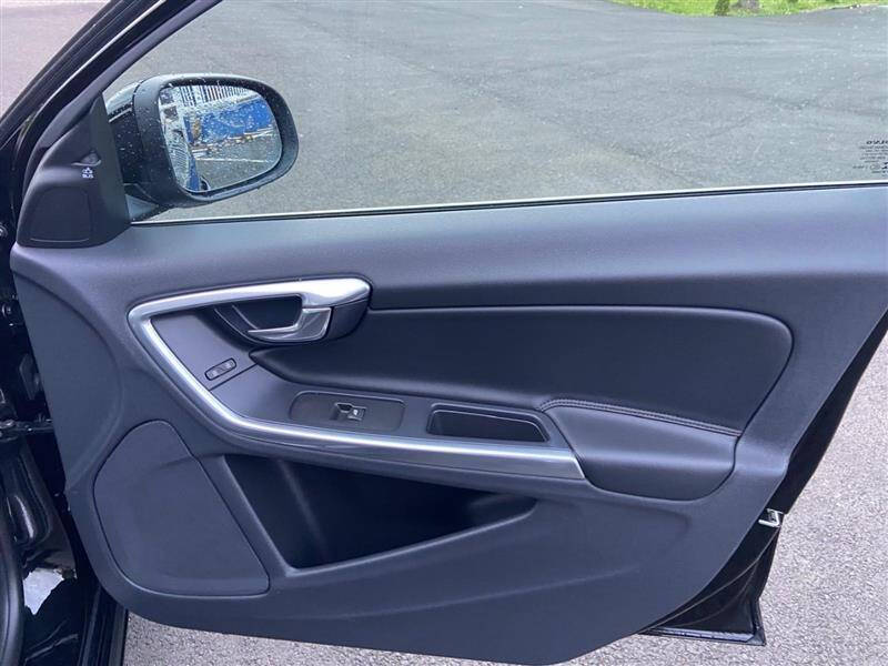 2015 Volvo V60 T5 Premier